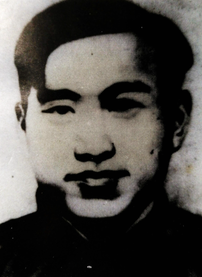 赵一2.png